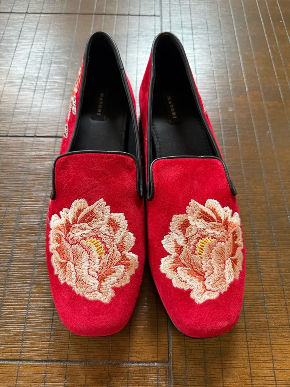 NATORI Edda Suede Embroidered Loafers Shoes Red Suede 9M